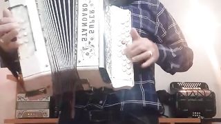 António Amorim a tocar uma magnifica Cana Verde.