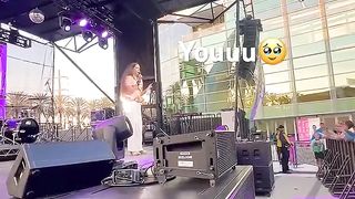 @vidcon THANKYOU for having me!! I loved meeting all of you!! You guys are amazing!! ♥️