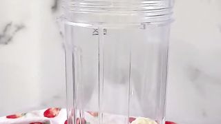 Strawberry Peanut Butter Smoothie