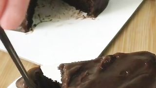 Easy Chocolate Cake