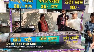 Hardworking Lady Selling Parathas for Rs 30 | Cheapest Breakfast in Nagpur | Indian Street Food
