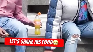 Let’s share his food????