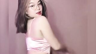 tiktok girl