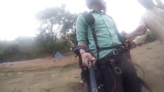 Best reaction while Paragliding.....