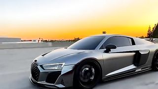 R8 #audir8v10 #audiperformance #foryoupage