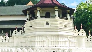 Sri Dalada Maligawa: Unveiling the Spiritual Splendor of Kandy