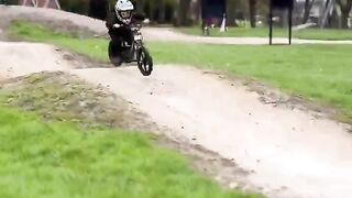 Brakeless Revvi ebike ride？! ????