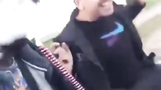 Tu vois c'est pour sa ta pas de meuf