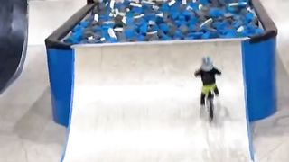 ???? Learning to backflip a BMX： FAIL!