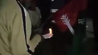 کراچی میں پپلز پارٹی کے جھنڈے نظر آتش