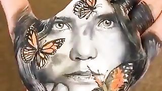 Необыкновенные рисунки ладонями ✋???? Vldeo@Boredpanda.com