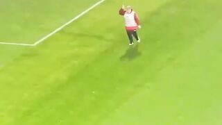 BEST CELEBRATION GOAL EVER !!! YOU MUST WATCH