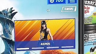 Lol look at cops outside  funny fortnite game