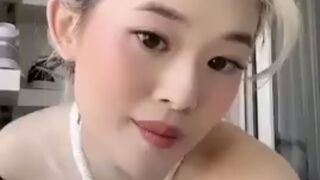 Tiktok dance/ Hola
