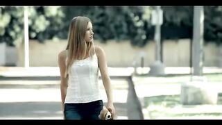 Laura Pausini - En Cambio No