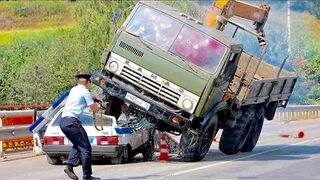 Crazy Russian Drivers Compilation 25+ views