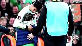 Cristiano Ronaldo pemain bintang terbaik yang rendah hati
