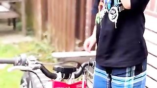 Bike life toddler - what happens if I touch this bike？!