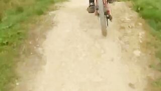 Glow up riding downhill MTB - and still a 3 year old？!