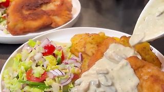 Mantar soslu şnitzel