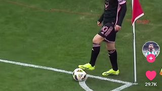 Messi magic corner kick