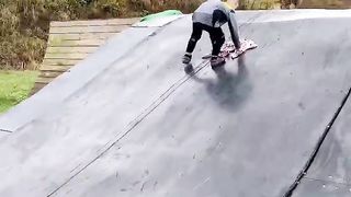 3 year old hitting a huge ramp to resi landing!？