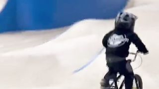One footers？ Hold my juice ???? #enjoytheride