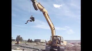 Funny_Excavator_Videos_Excavator_Tricks_and_Crazy_Moments