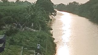 Sunset at Red Bridge