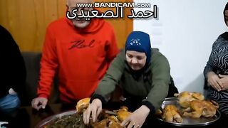 تحدي اكل المحشي والفراخ المحمرة ???? فريق السيكي ميكي ضد العتاولة????