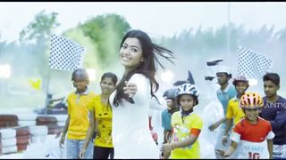 Is Qadar Tumse Humein Pyar Ho Gaya _ New College Love Story _ Hindi Songs _ Is Kadar Tumse Humein.