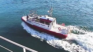 How maritim pilot in and out huge tanker ship