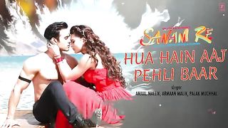 HUA HAIN AAJ PEHLI BAAR