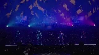 BLACKPINK_-_Kiss_and_Make_Up__BLACKPINK_ARENA_TOUR_2018__SPECIAL_FINAL_IN_KYOCERA_DOME_OSAKA__(360p).