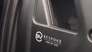 1 of 300 Defender 007 Edition! #jamesbond #rangerover #landrover