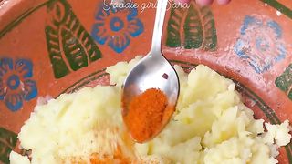 So delicious aloo naan chatni
