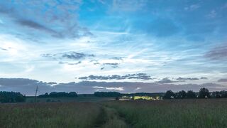 Timelapse silvery clouds