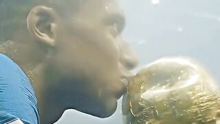 Pertama kali debut di timnas langsung juara dunia ????