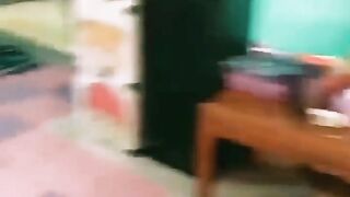 gemesin liat bayi sudah bisa berenang