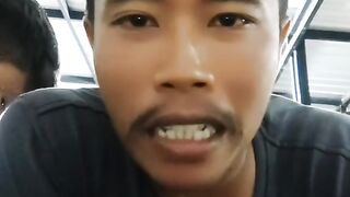 Ketawanya nular ???????? sampai sini