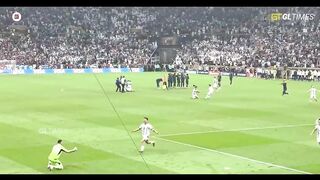 Batistuta menagis