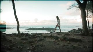 Hoang - Run Back to You (Official Lyric Video) feat. Alisa.