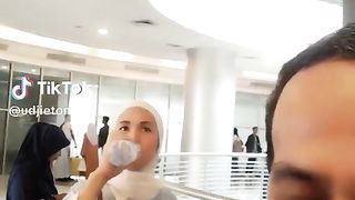Cara minum yang benar