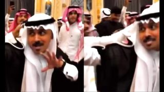 Shahrukh's song Saudis dancing The dance of  to