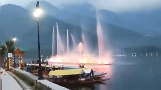 Dal_Lake_Srinagar___Kashmir_ki _khoobsurati___Most_Beautiful_lake_in_#viralvideo_#kashmir