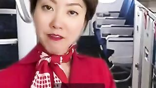 HOW MUCH DO FLIGHT CREW MAKE？ ✈️