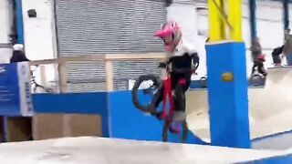 It's not a BMX bike... at the skatepark???? #bikelover