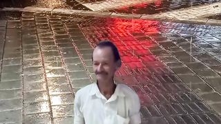 ცვიმის ცვეთები ასველებს ქუჩას