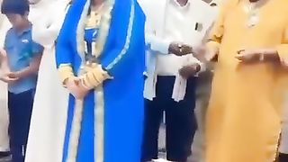 Ab ya dekho kiya kr rh hain ya log