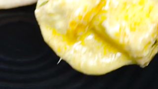 Paneer in white gravy